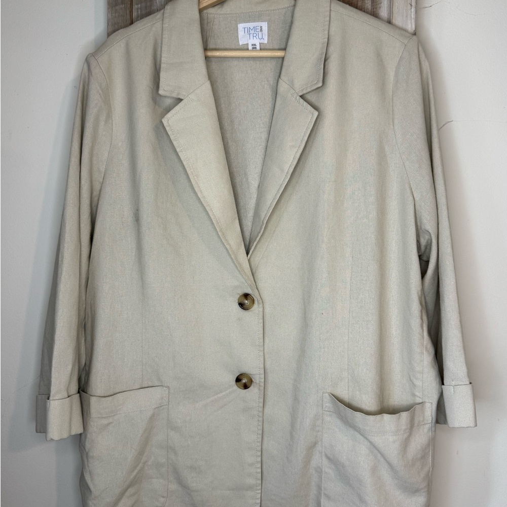 Time and Tru Women's Cream Blazer